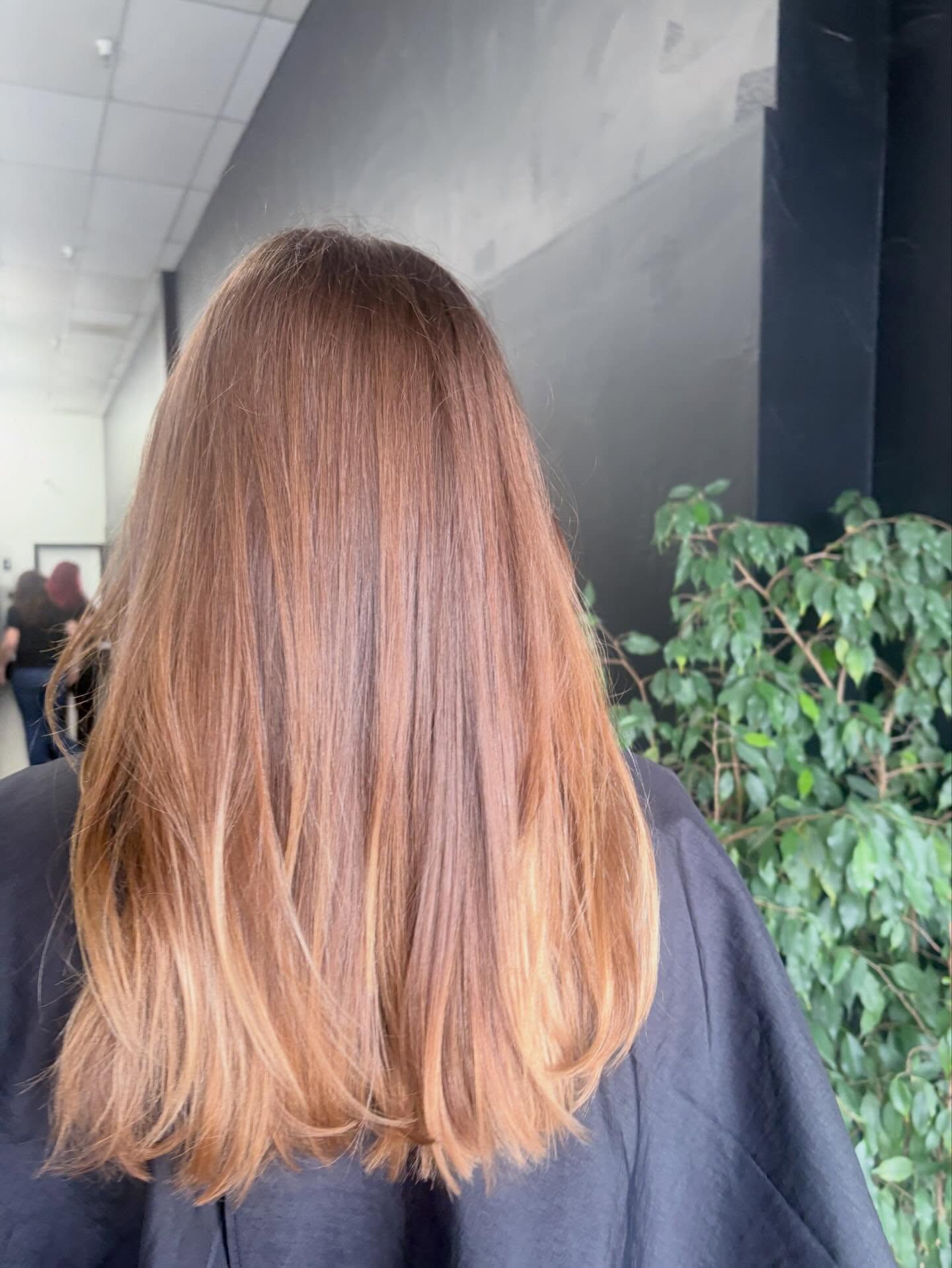 Lived-in copper color with long layers
